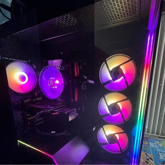 CyberPowerPC - AMD Ryzen 5 5500 - 16GB Memory -AMD Radeon RX 6500 XT